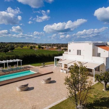 Villa Marieta Полиняно а Маре Екстериор снимка