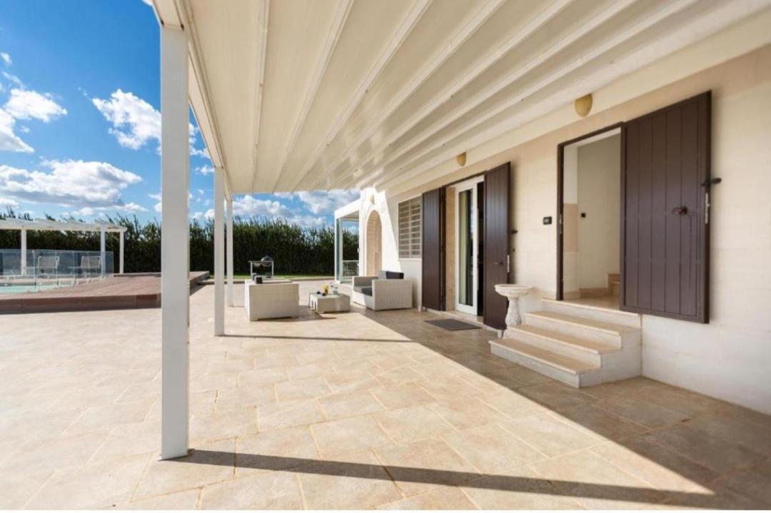 Villa Marieta Полиняно а Маре Екстериор снимка